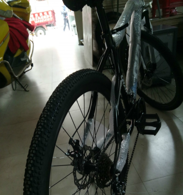 山地自行车跑车低价急售