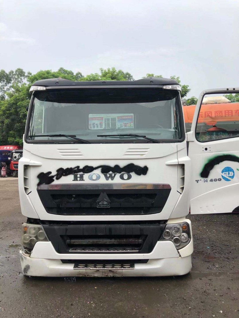 厦门出售各种车型的二手驾驶室