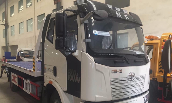 转让 拖车清障车带吊一拖二清障车厂家直销