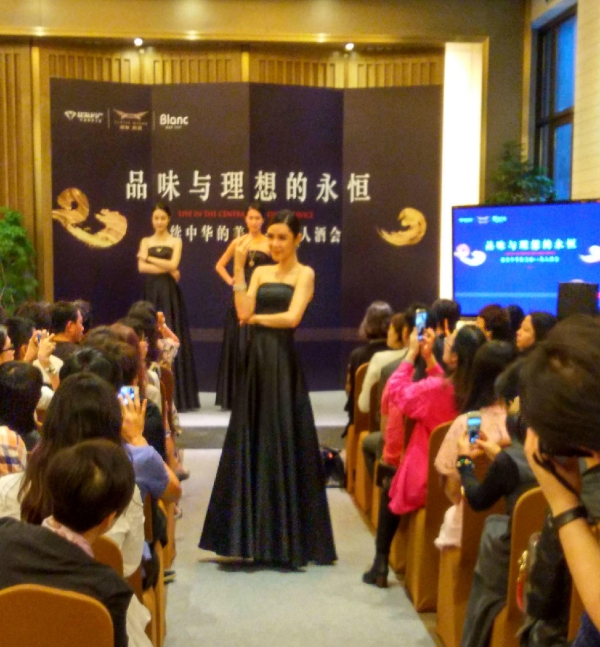 公司企业工厂中秋博饼自助餐晚宴餐饮策划上门承办