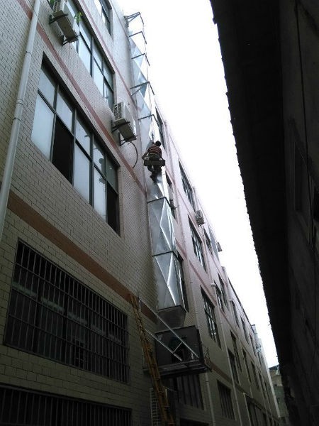 厦门鑫渝鑫厨具专业安装维修清洗酒店厨房设备及抽排烟系统