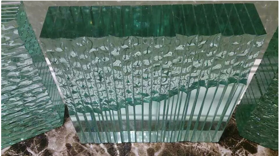 厦门内雕刻钢化发光玻璃